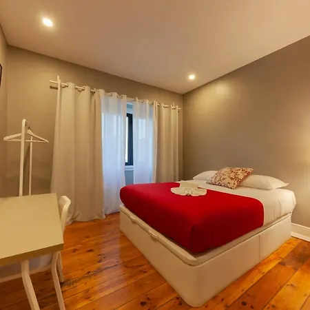 Хостел The Bridge *